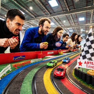 1 3 Slot Car
