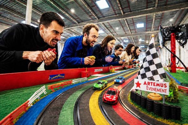 1 3 Slot Car