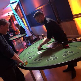 Casino - Baccarat Punto : en plein jeu