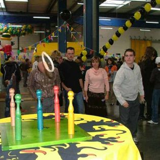 Lancer de cerceaux : anneaux en vol