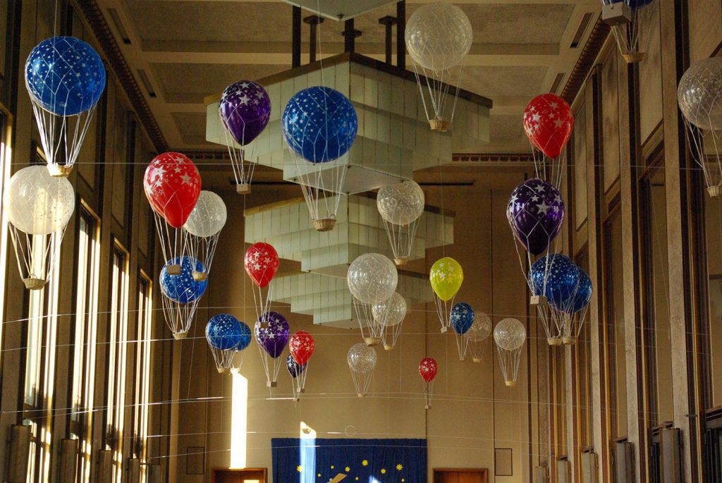 Montgolfiere En Ballons 3