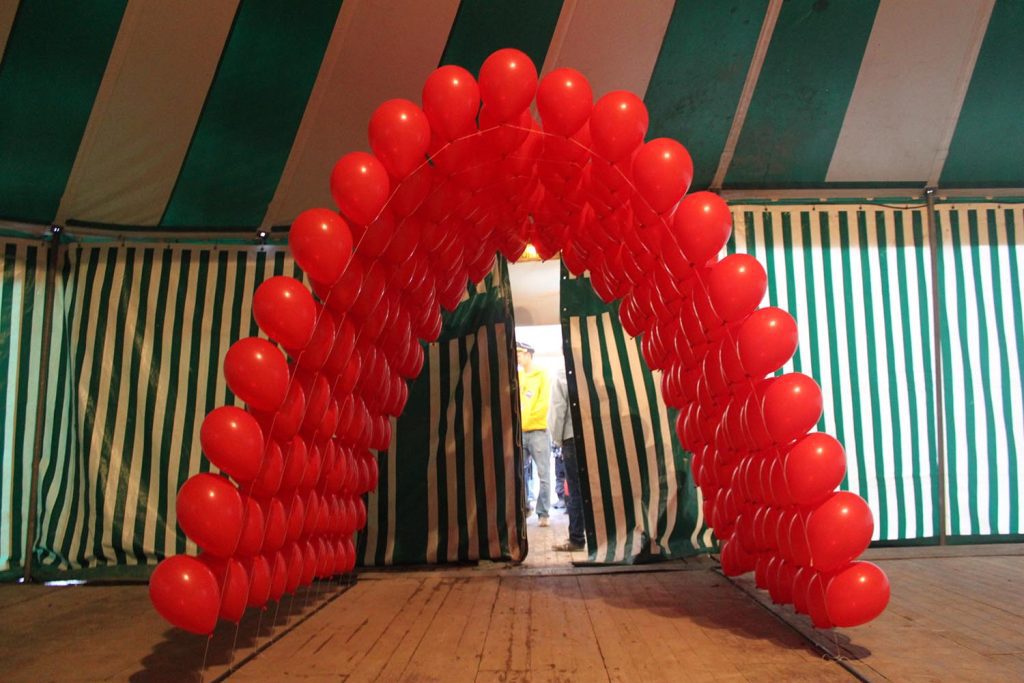 Tunnel En Ballons 3