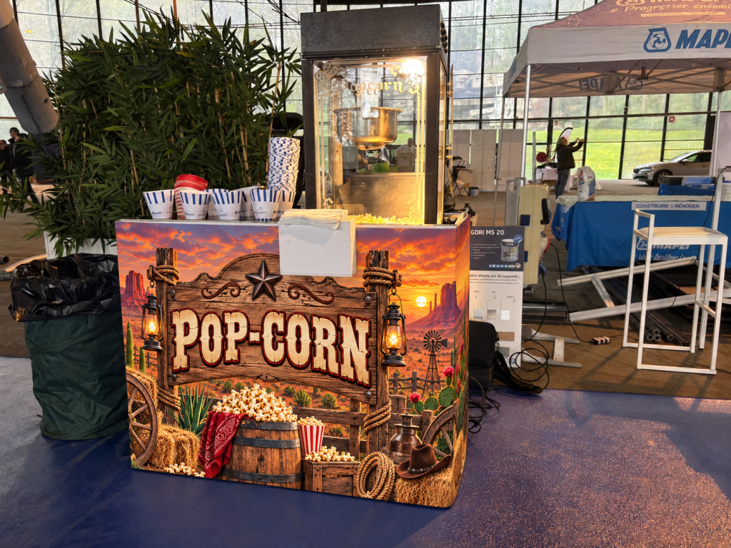 Stand de popcorn personnalisé sur le thème Far West